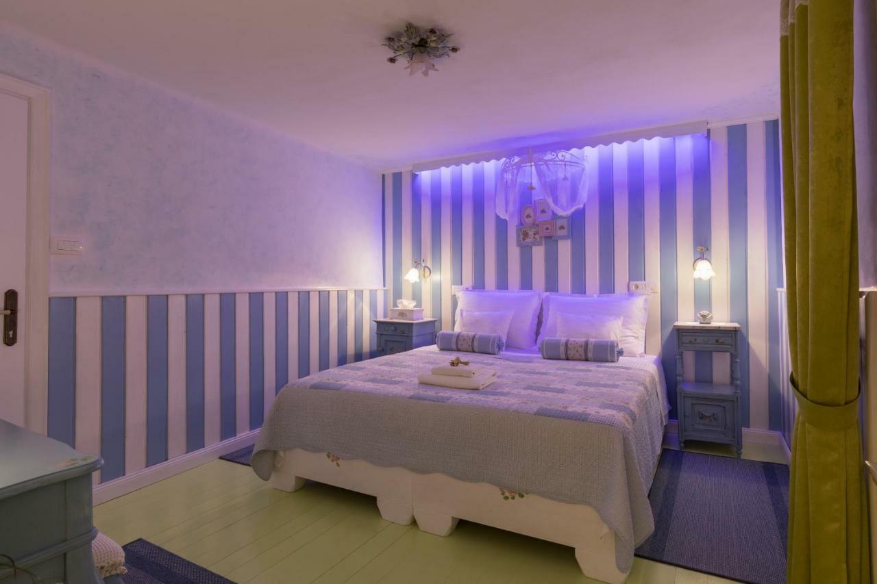 Boutique Cardea Hotel Split Bagian luar foto